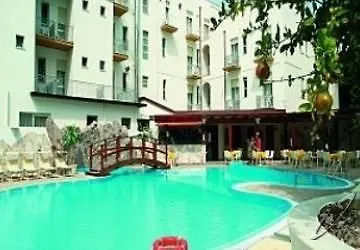 Club Angelini 3*